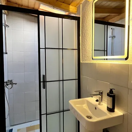 Sakin Gasthof Ayvalı